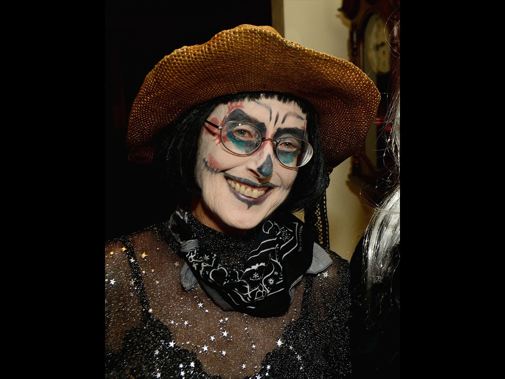 04D80_7168