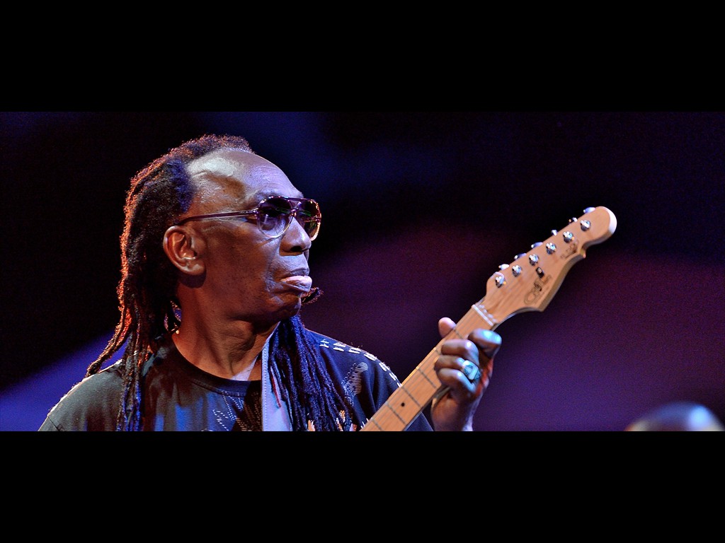 99_thomas_mapfumo_and_the__blacks_unlimited_D80_1249